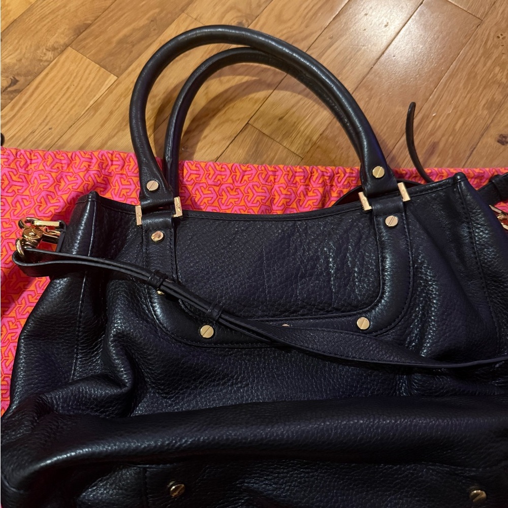 Tory Burch Navy Leather Shoulder Bag with Gold Accents - Picture 5 of 7